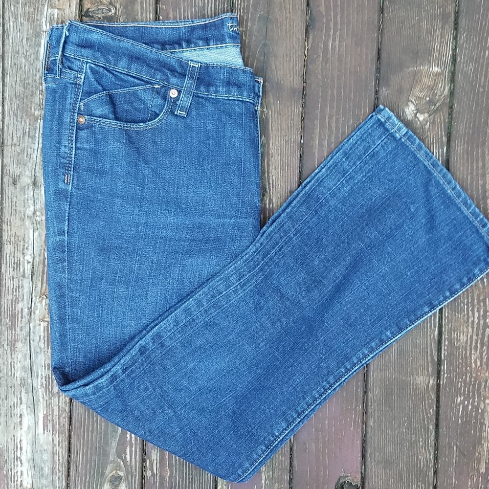 Old Navy 'The Flirt' Short, Mid-Rise, Boot-Cut & Stretch Dark Blue Jeans - 14 - Picture 3 of 12